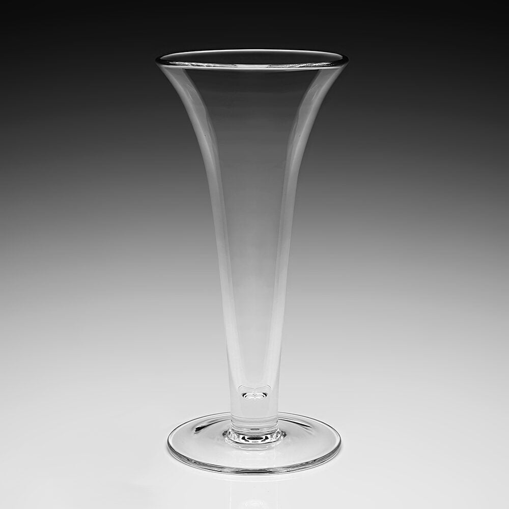 William Yeoward Classic Flower Vase 11¾" / 30cm, handmade crystal, detail view