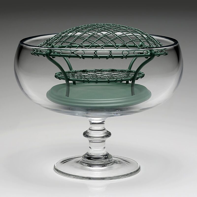 William Yeoward Classic Footed Rose Bowl & Wire, handmade crystal, detail view
