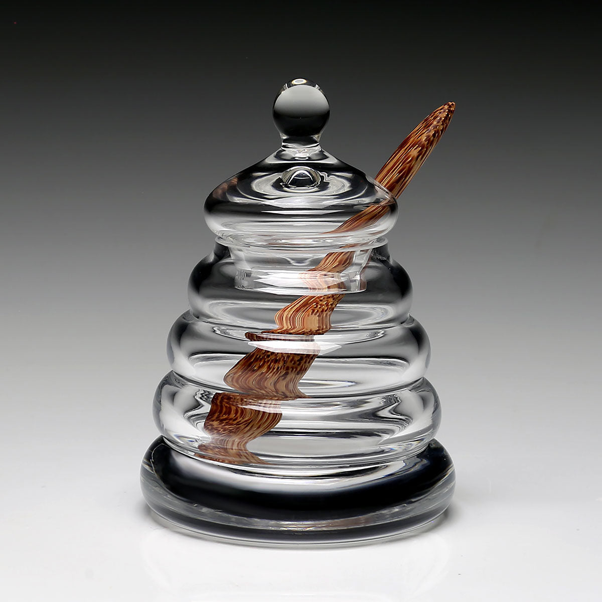 William Yeoward Classic Honey Jar with Spoon, handmade crystal, detail view
