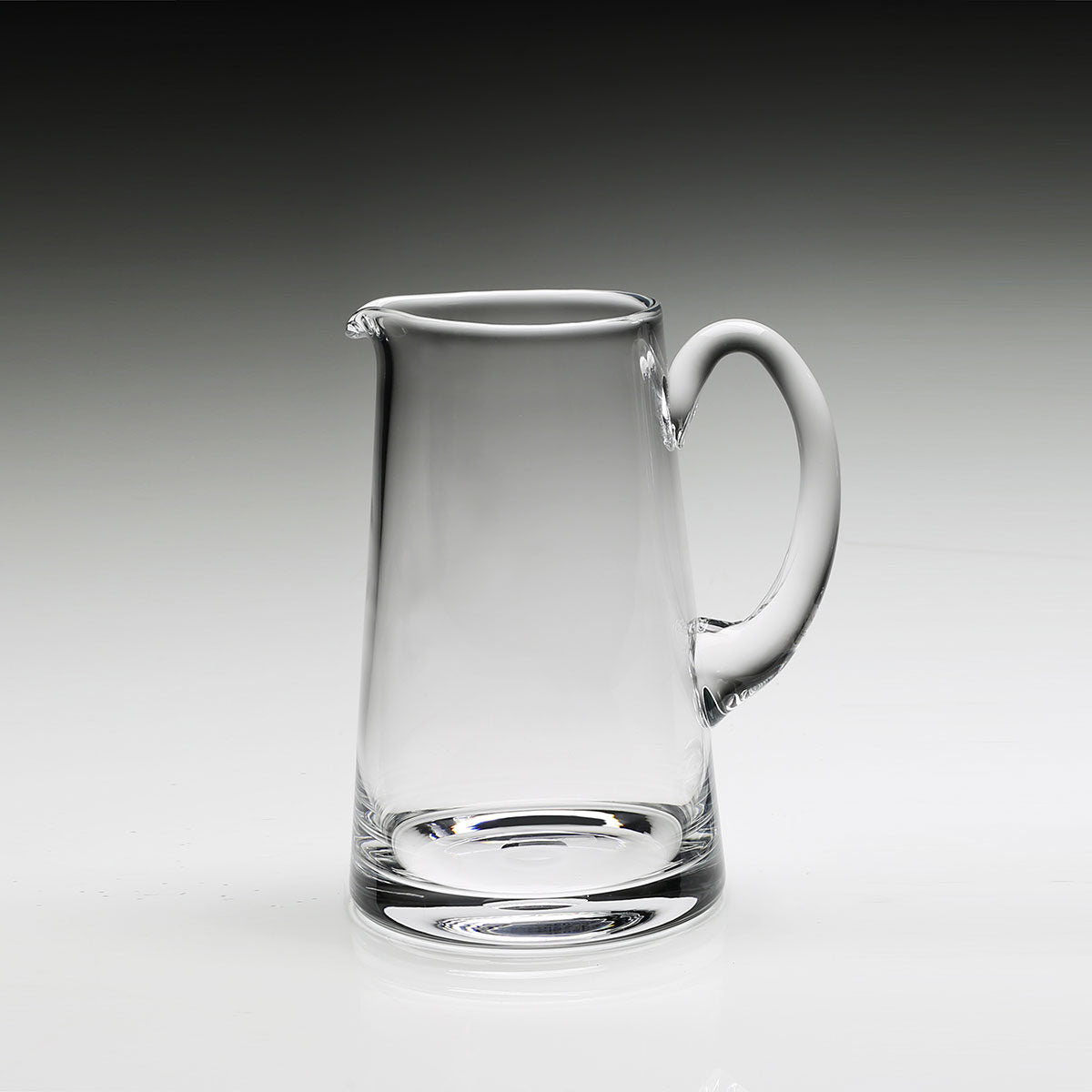 William Yeoward Classic Pitcher 2 Pint, handmade crystal, detail view