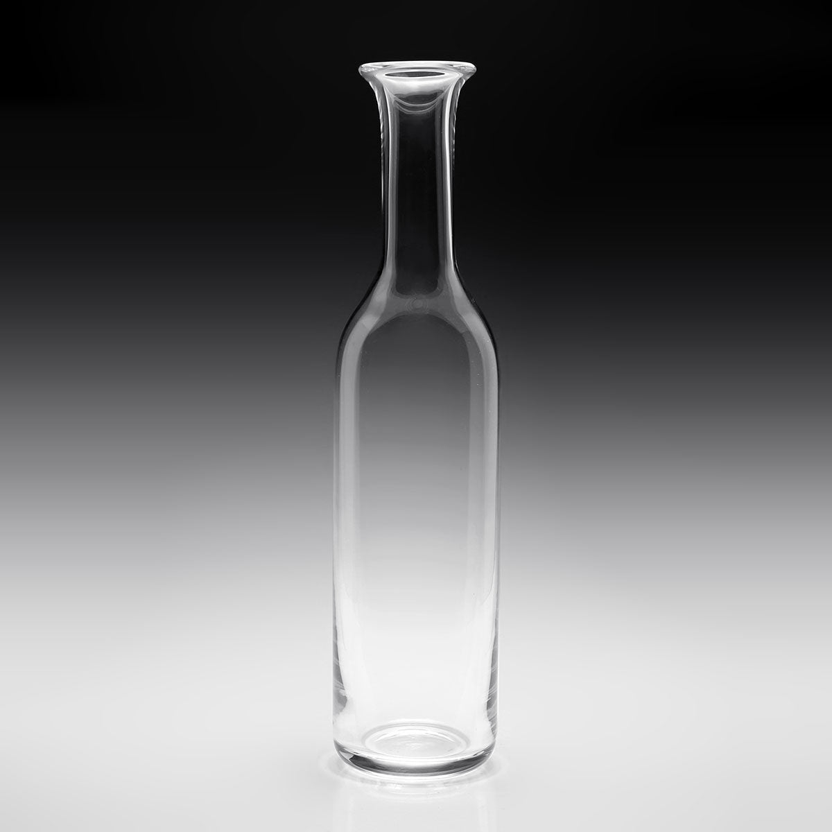 William Yeoward Classic Water Bottle, handmade crystal, detail view