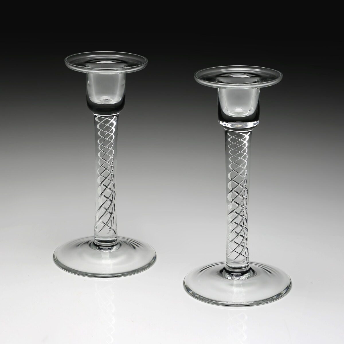 William Yeoward Cora Pair of Candlesticks 8" / 200mm, handmade crystal, detail view