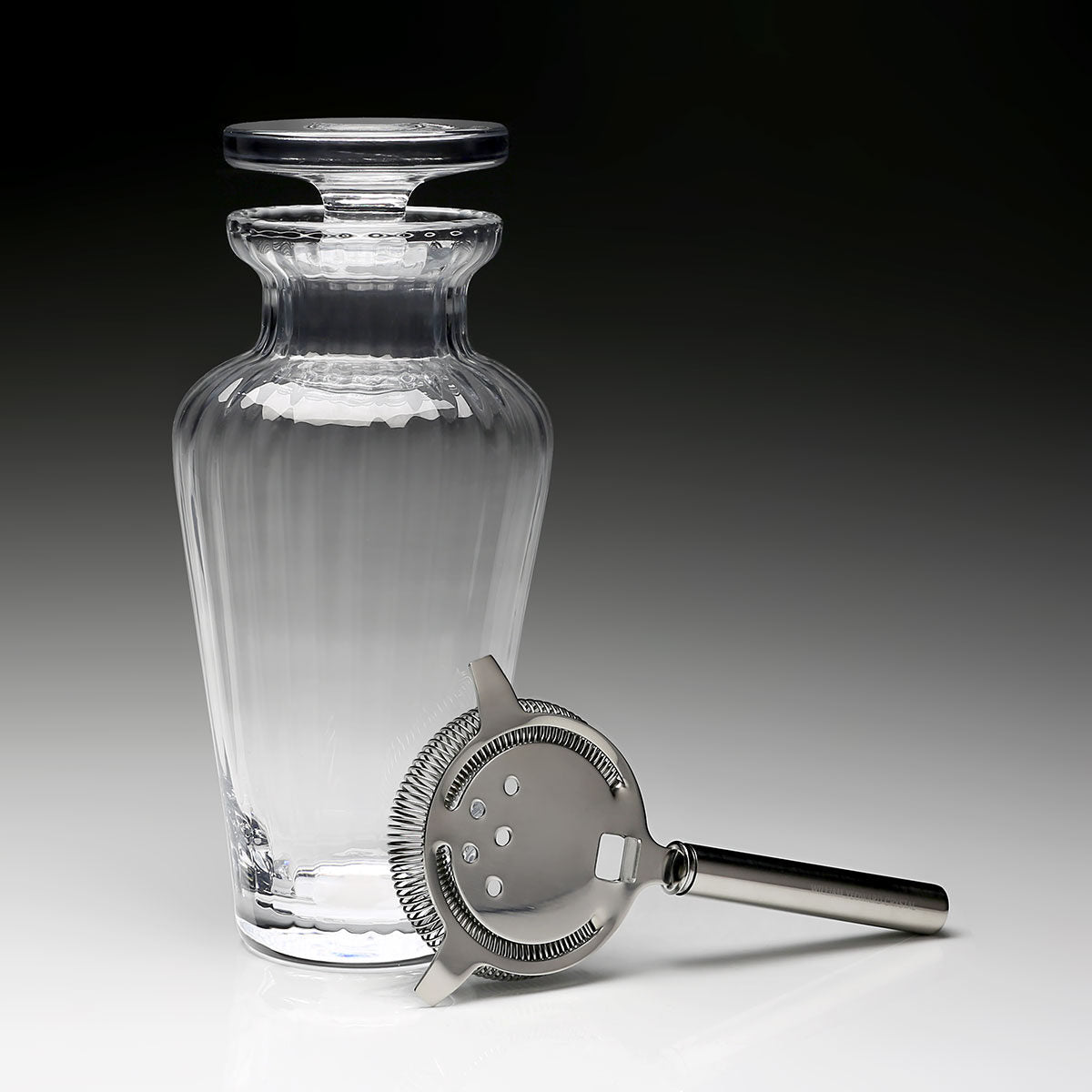William Yeoward Corinne Cocktail Shaker with Strainer, handmade crystal, detail view