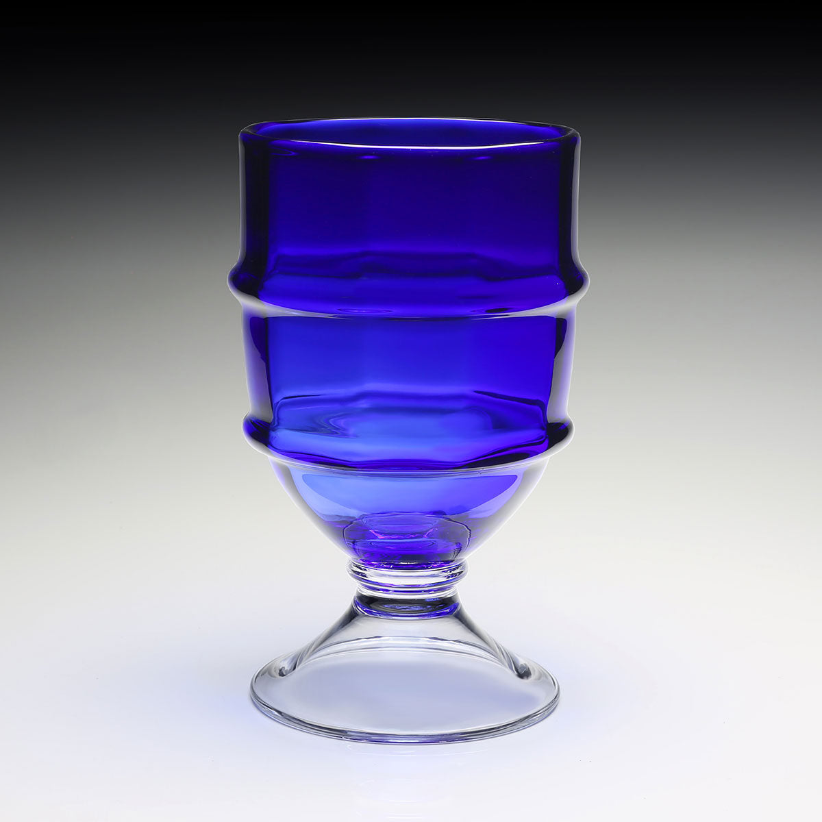 William Yeoward Cotswold Footed Hurricane 11" / 28cm Sky Blue in Sky Blue, handmade crystal, detail view