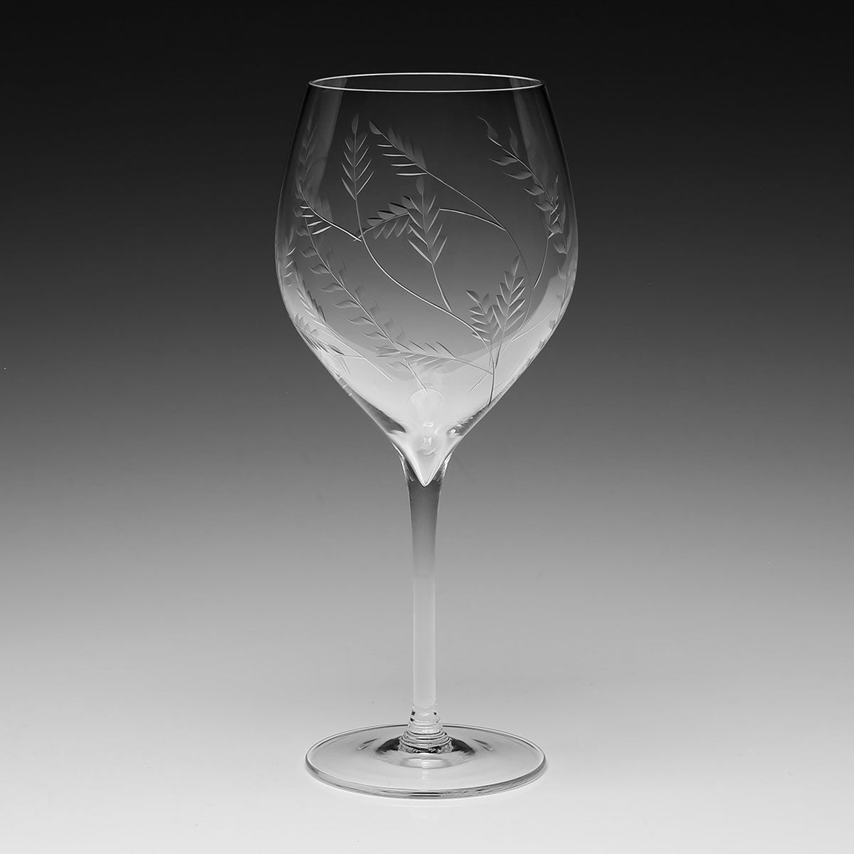 William Yeoward Daisy B Goblet, handmade crystal, detail view