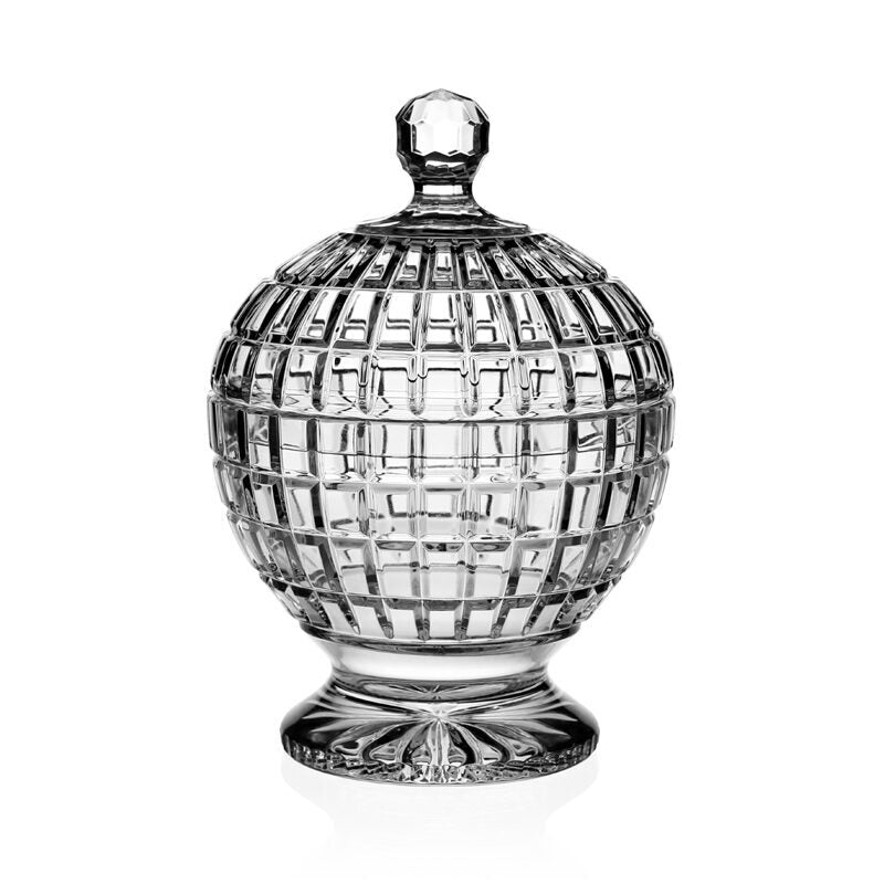 William Yeoward Eugenie Covered Centrepiece 12" / 30.5cm, handmade crystal, on a white background