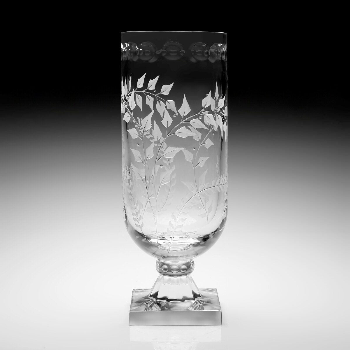 William Yeoward Fern Square Footed Hurricane 15" / 38cm, handmade crystal, detail view