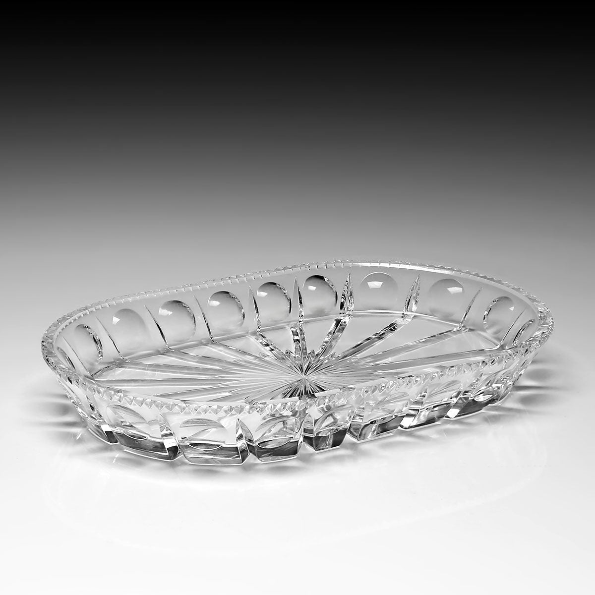 William Yeoward Harlequine Serving Dish Oval 11" / 28cm, handmade crystal, detail view