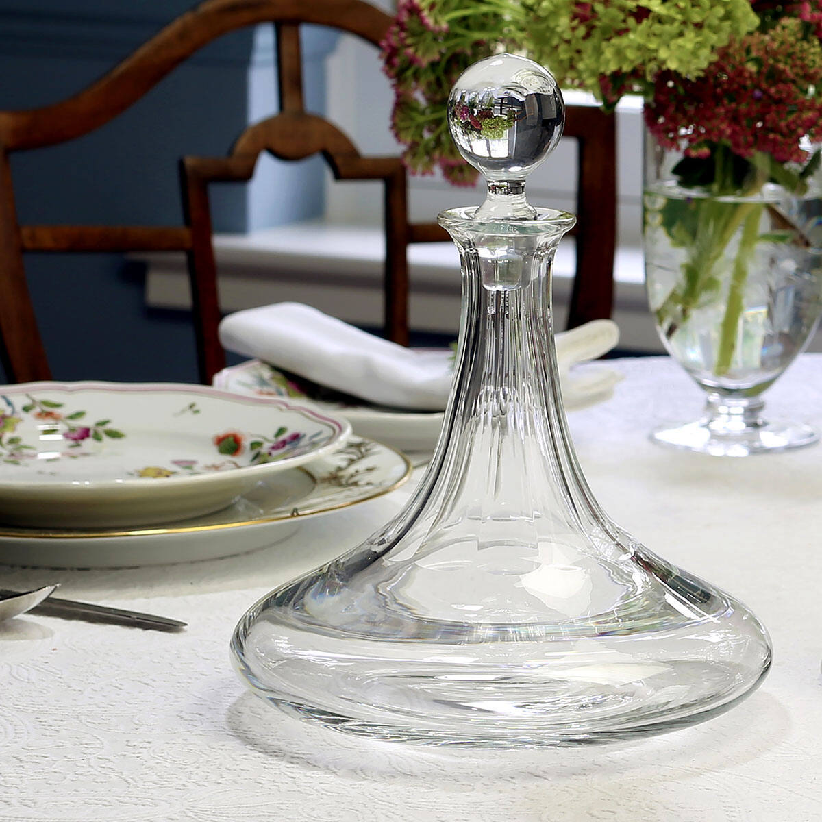 William Yeoward Iona Ships Decanter, handmade crystal, detail view