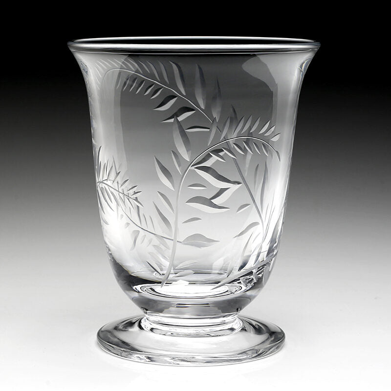 William Yeoward Jasmine Flower Vase 5¾" / 147mm, handmade crystal, detail view