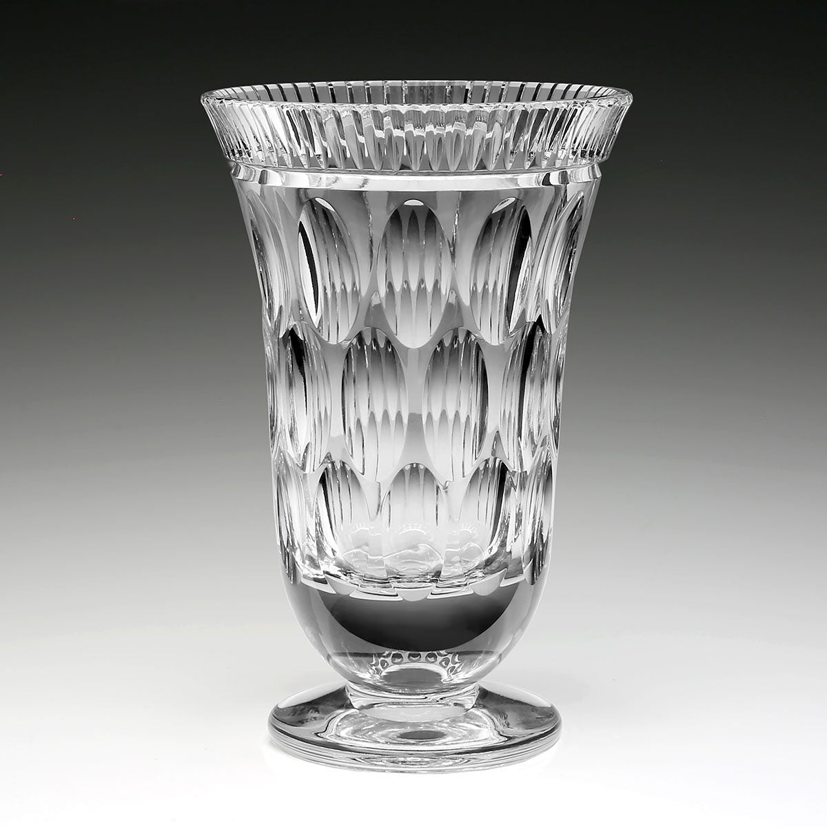 William Yeoward Kathleen Footed Vase 8" / 200mm, handmade crystal, detail view