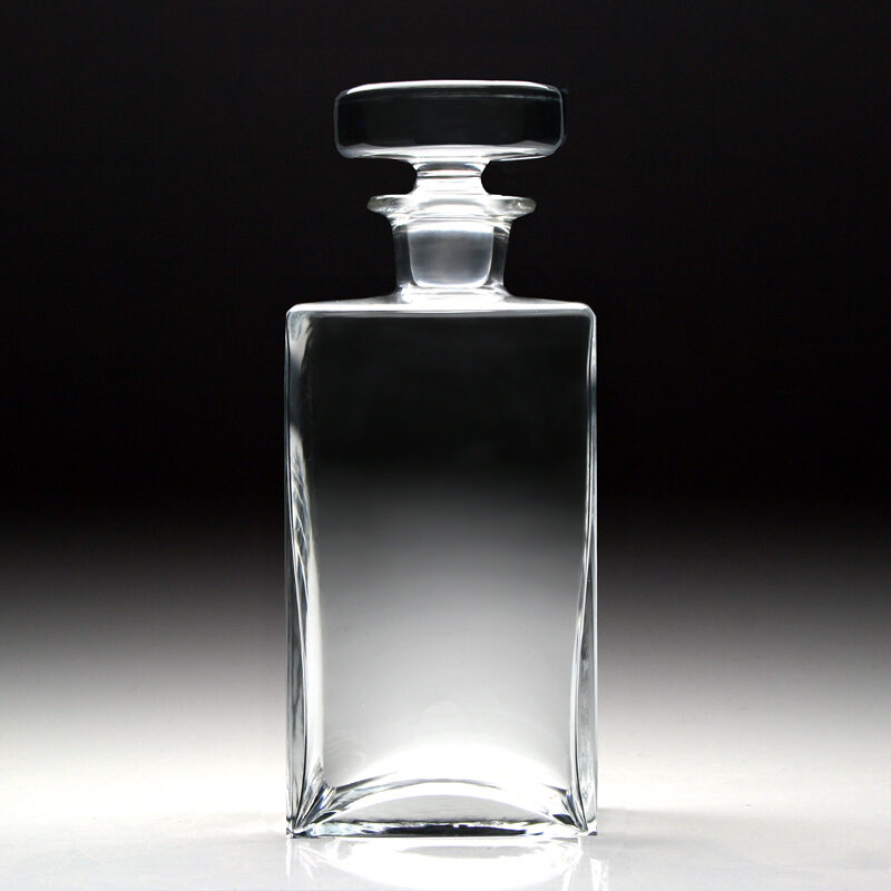 William Yeoward Lillian Square Decanter - PLAIN, handmade crystal, detail view