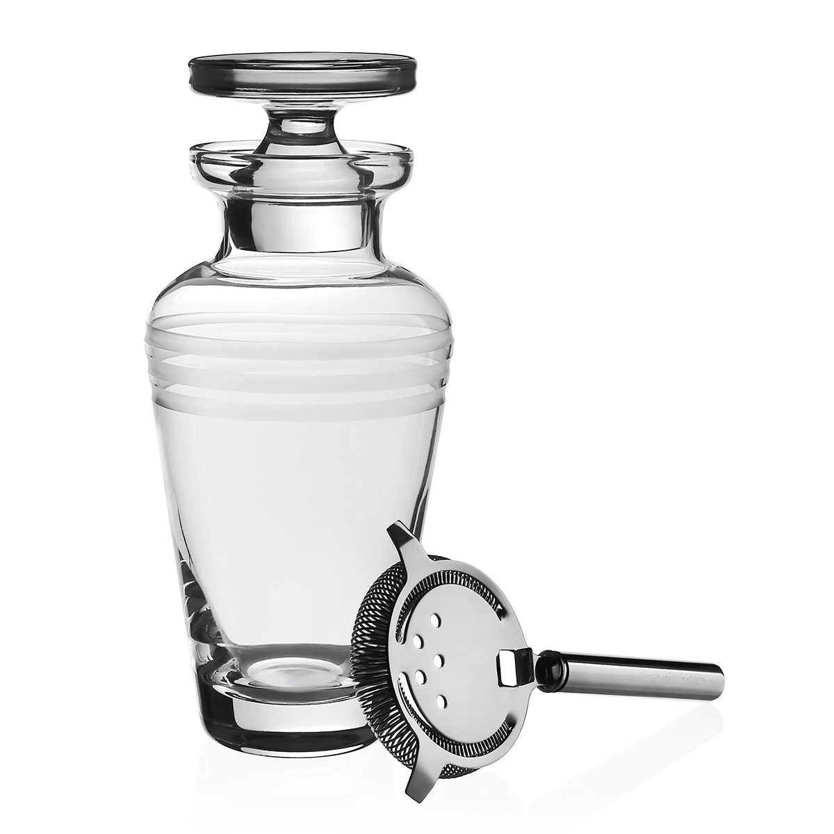 William Yeoward Madison Cocktail Shaker with Strainer, handmade crystal, detail view
