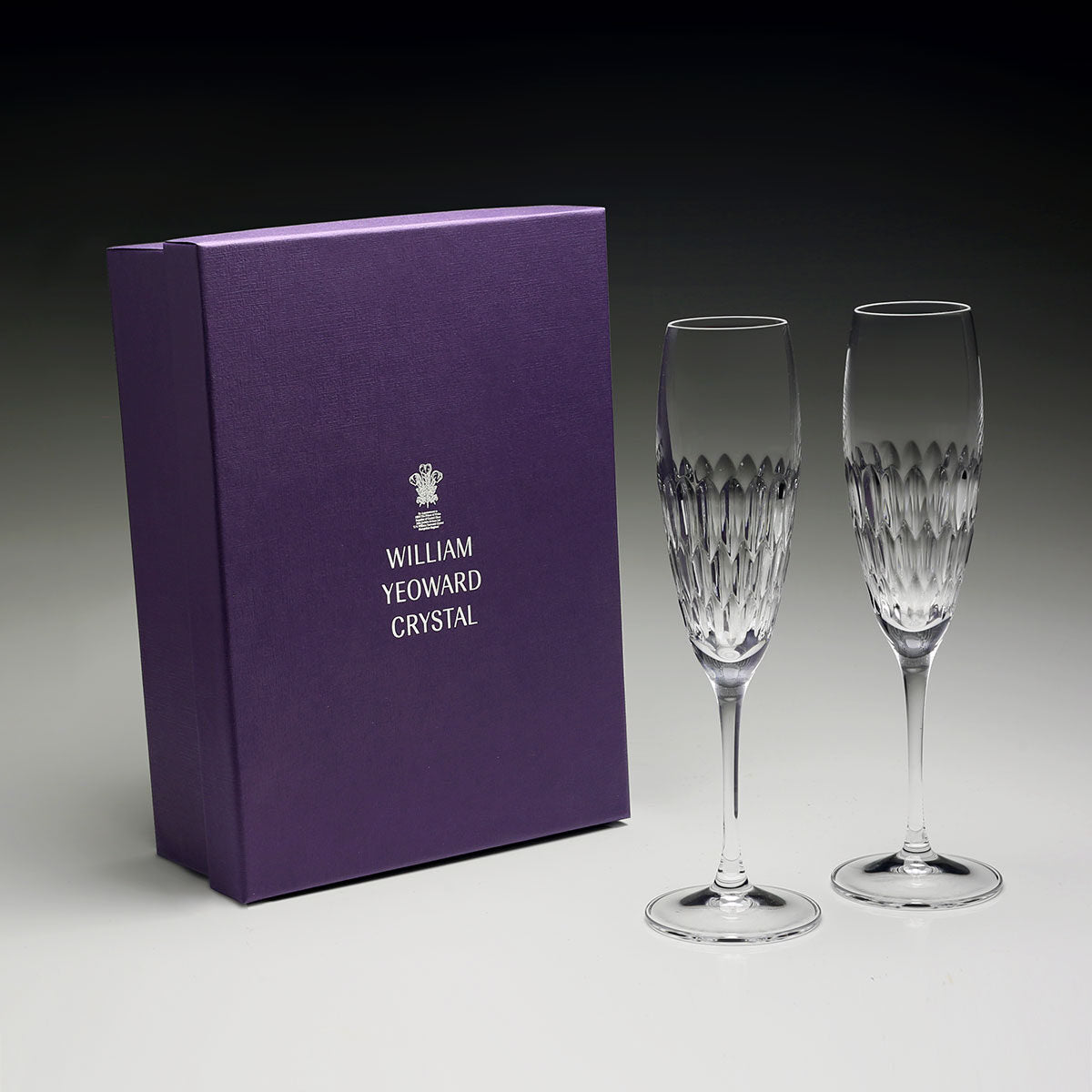 William Yeoward Merle Gift Boxed Pair Champagne Flutes, handmade crystal, detail view