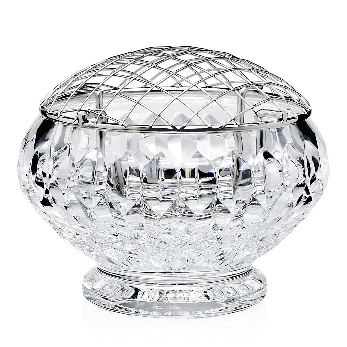 William Yeoward Merle Rose Bowl with Wire 6" / 150mm, handmade crystal, on a white background