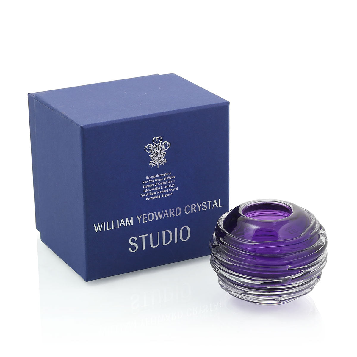 William Yeoward Miranda Mini Globe Vase Amethyst 3"/ 7.5cm in Amethyst, handmade crystal, detail view