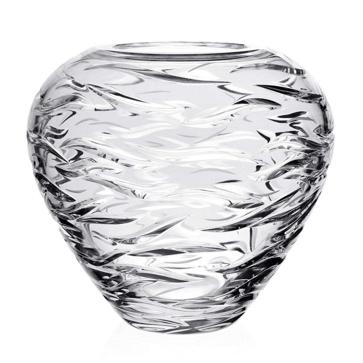 William Yeoward Oceania Centrepiece Vase 10" / 25.5cm, handmade crystal, on a white background