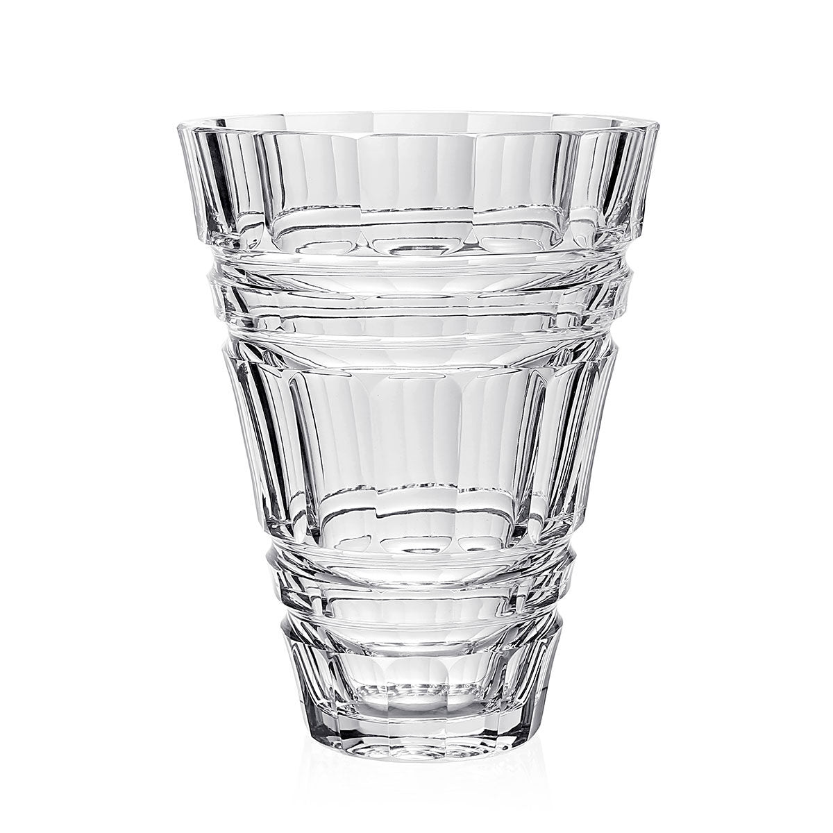 William Yeoward Olivia Vase 10" / 25.5cm, handmade crystal, on a white background