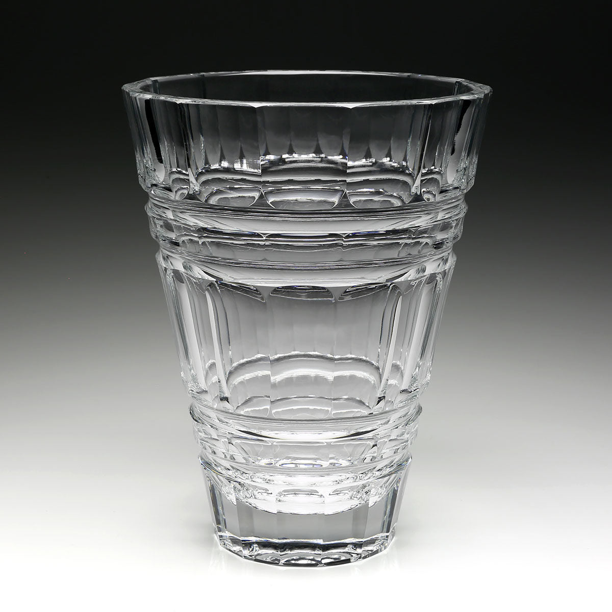 William Yeoward Olivia Vase 12" / 30cm, handmade crystal, detail view