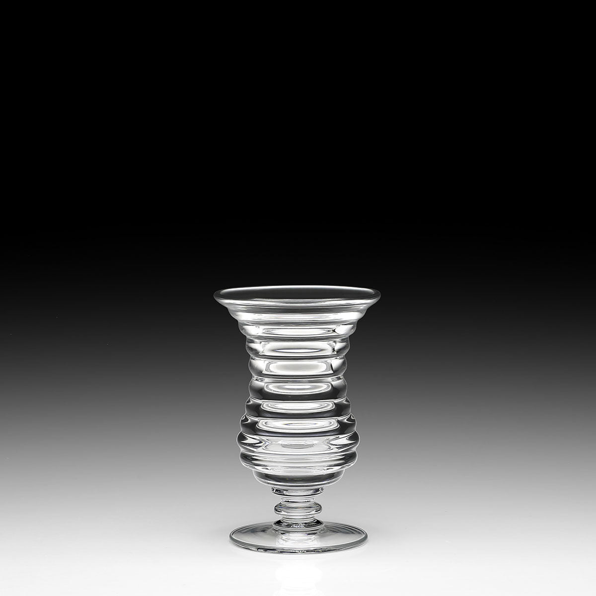 William Yeoward Ripples Footed Vase 4¾" / 120mm, handmade crystal, detail view
