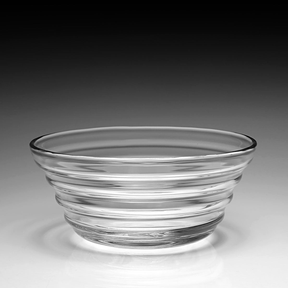 William Yeoward Ripples Serving Bowl 10" / 25.5cm, handmade crystal, detail view