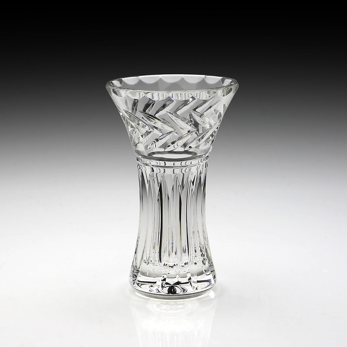William Yeoward Rosie Posy Vase in Gift Box 4½" / 115mm, handmade crystal, detail view