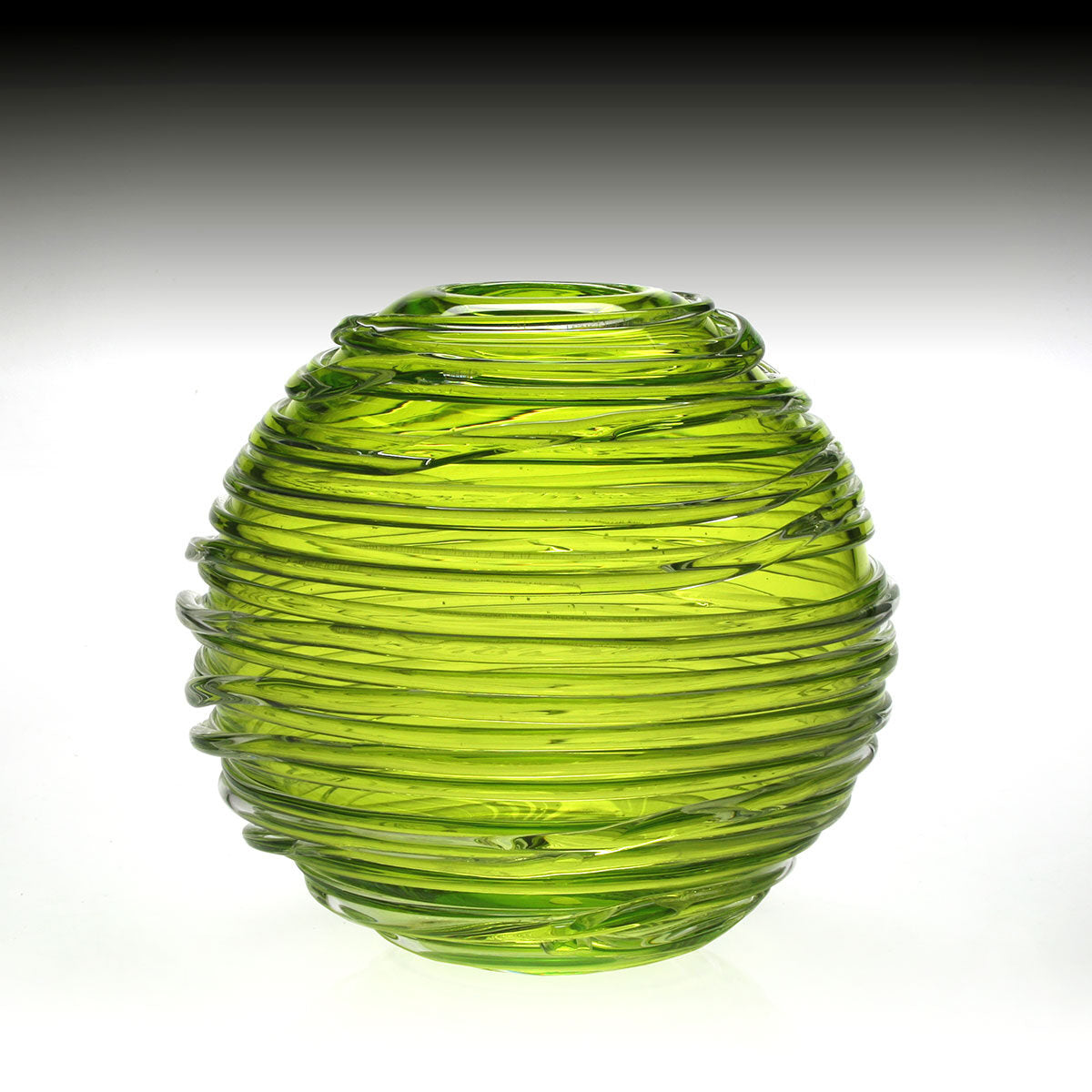 William Yeoward Sophie Vase Citrine 9" / 230mm in Citrine, handmade crystal, detail view