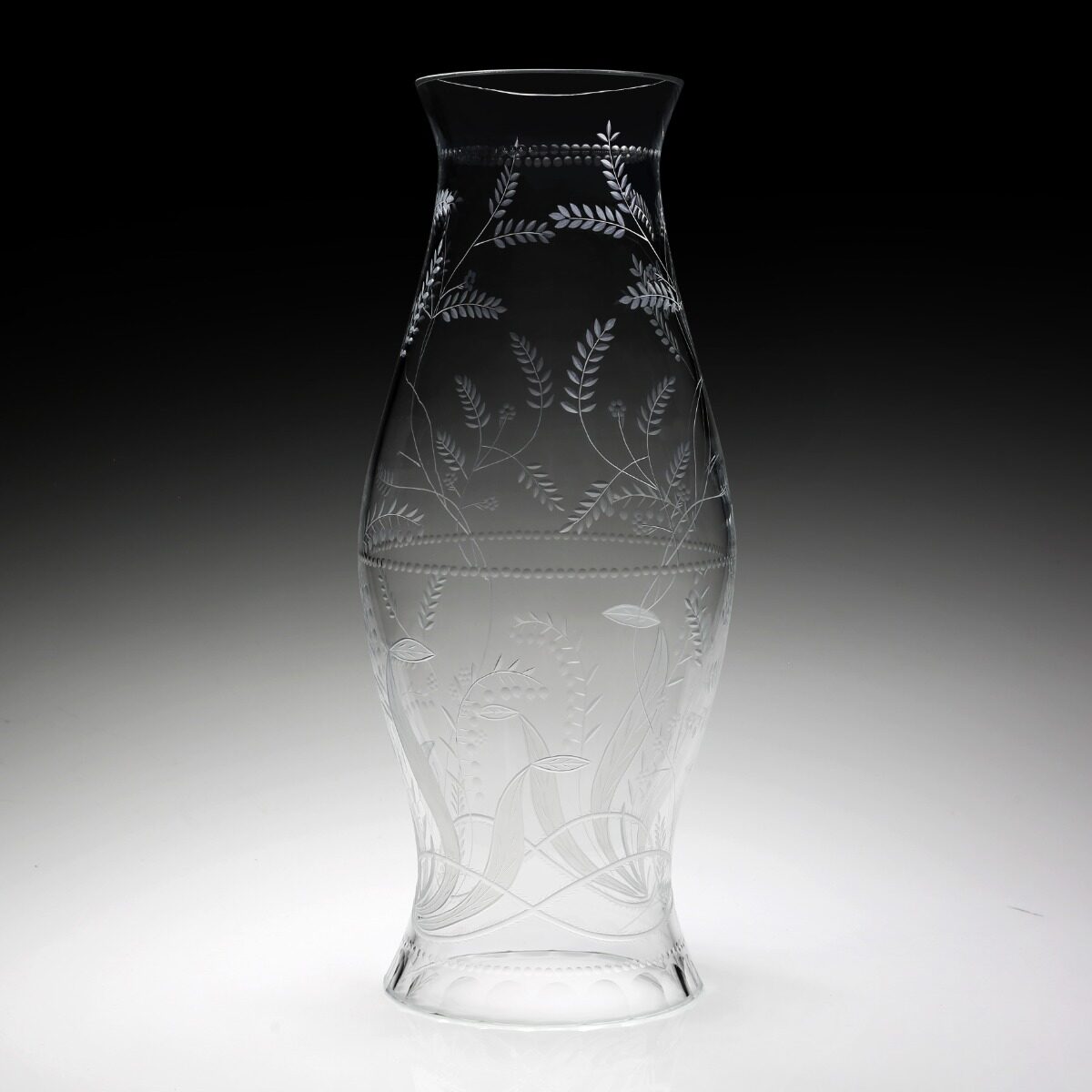 William Yeoward Titania Hurricane, handmade crystal, detail view