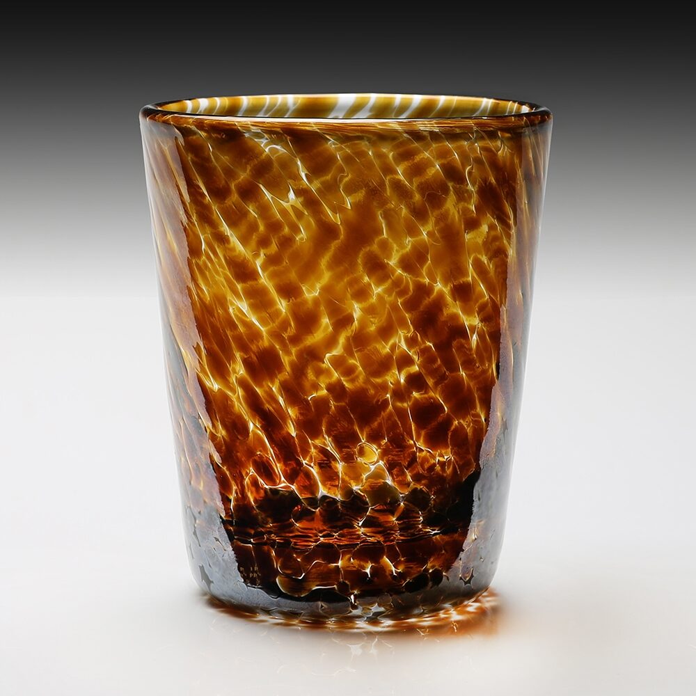 William Yeoward Vanessa Tumbler Old Fashioned Tortoise in Tortoise, handmade crystal, detail view
