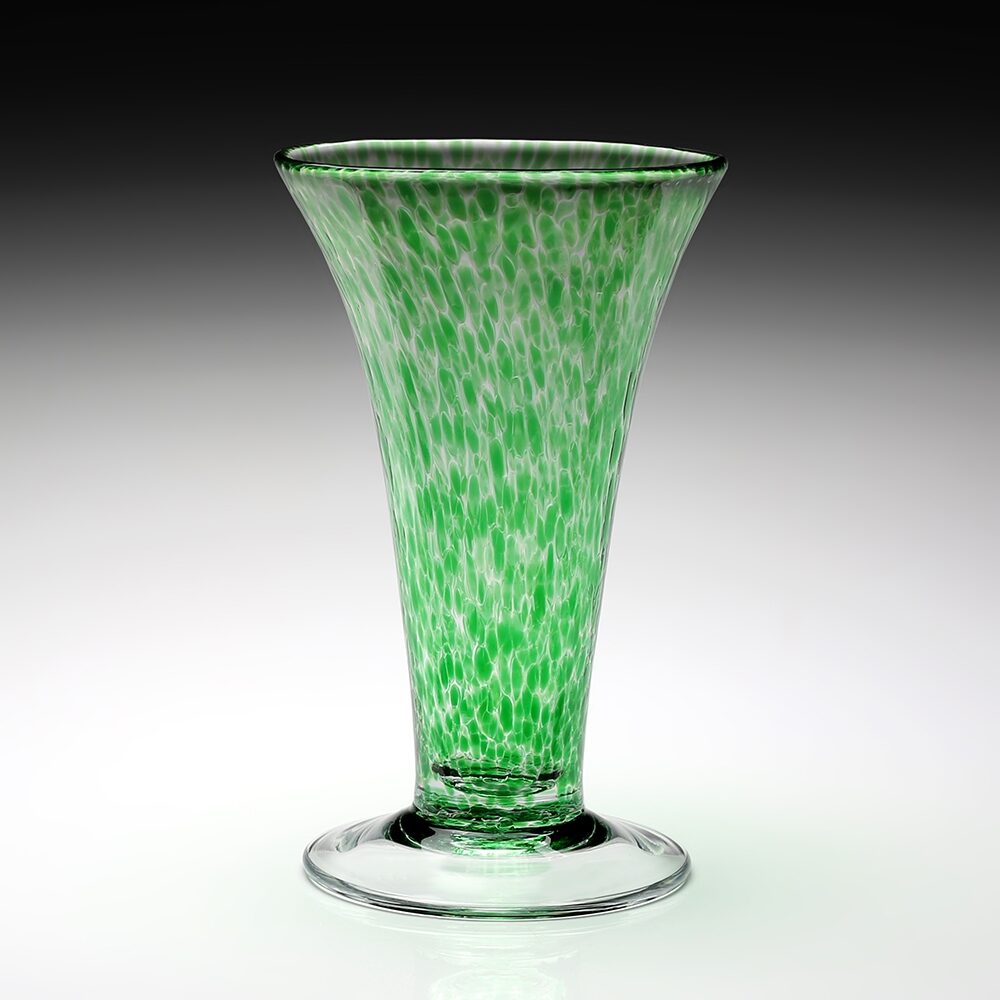 William Yeoward Vanessa Vase Forest Green 9" / 23cm in Forest Green, handmade crystal, detail view