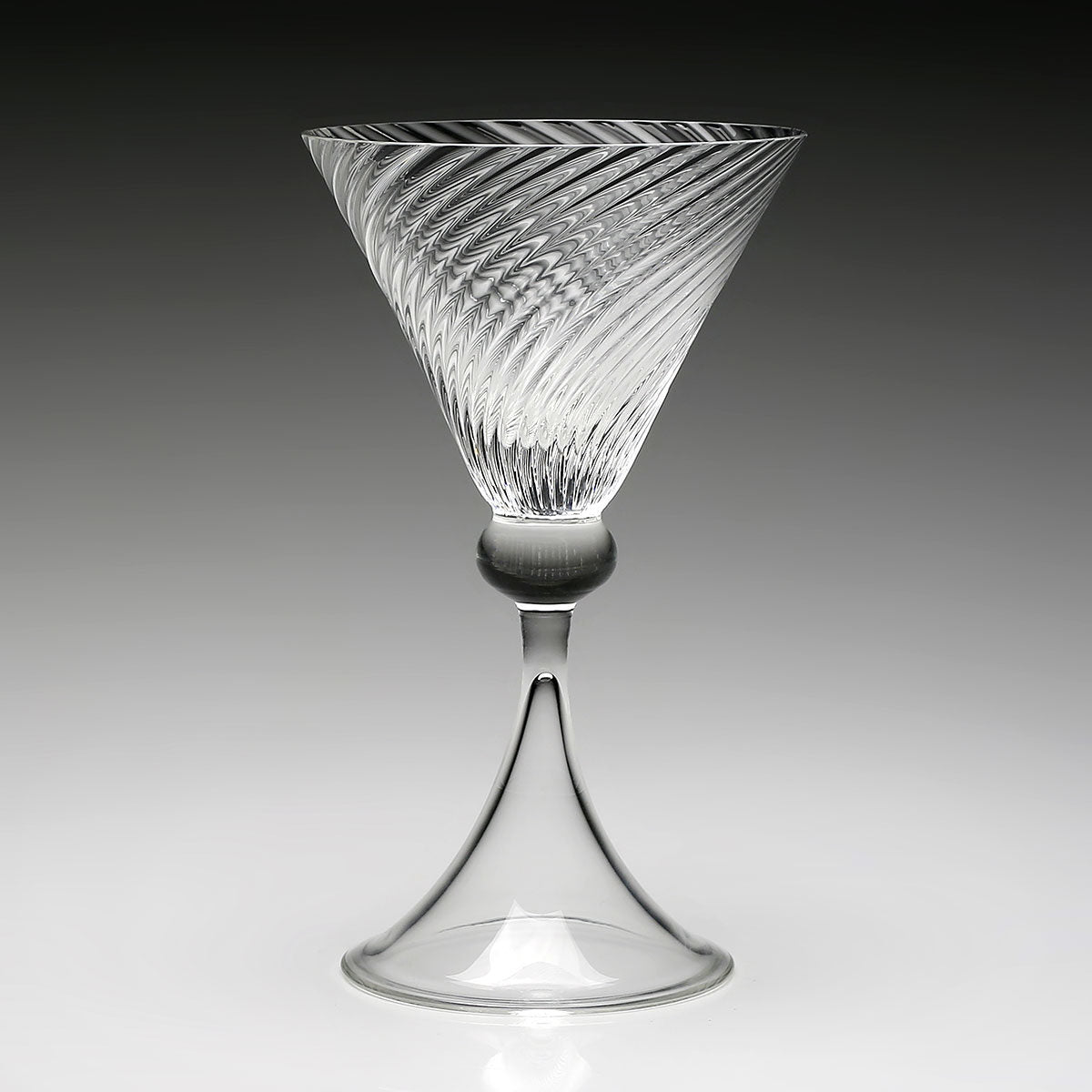 William Yeoward Venetia Martini / Cocktail, handmade crystal, detail view