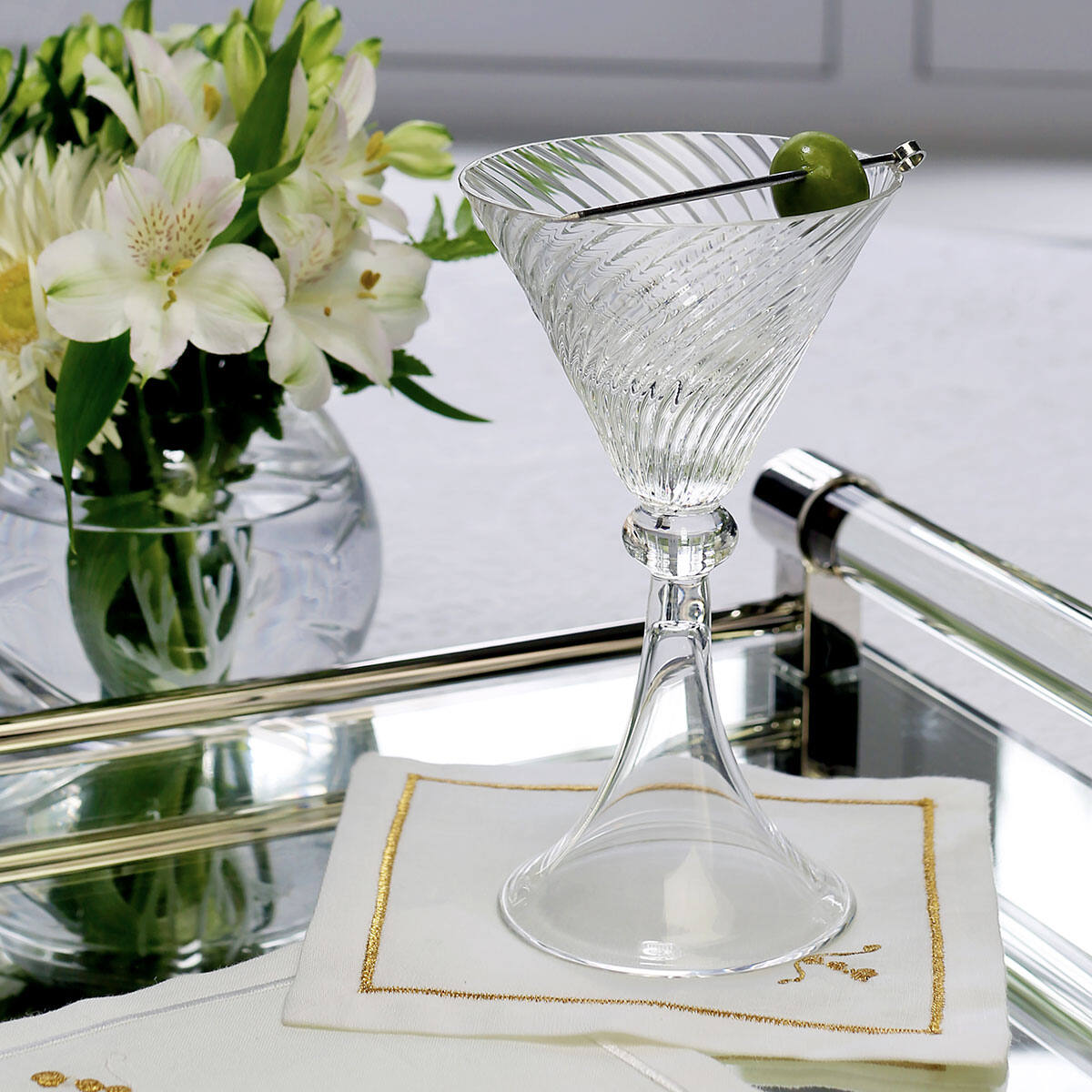 William Yeoward Venetia Martini / Cocktail, handmade crystal, detail view