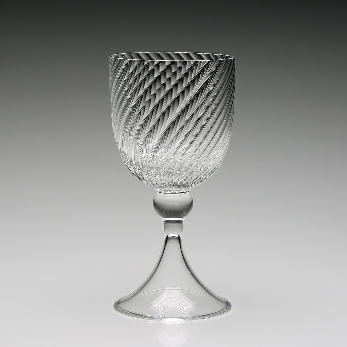 William Yeoward Venetia Small Wine, handmade crystal, detail view