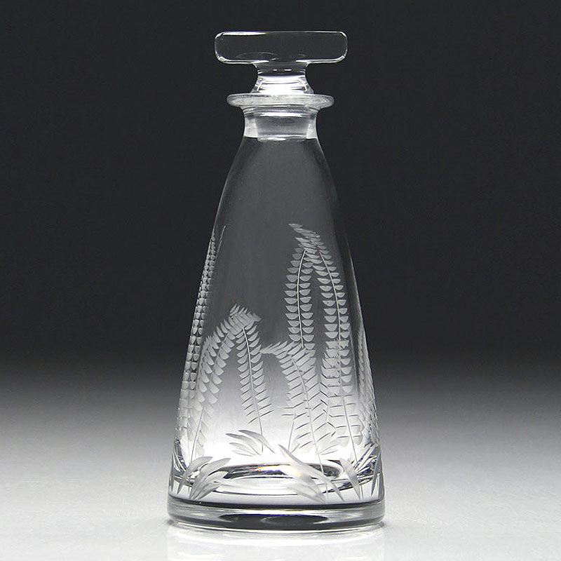 William Yeoward Veronica Scent Bottle Conical, handmade crystal, detail view