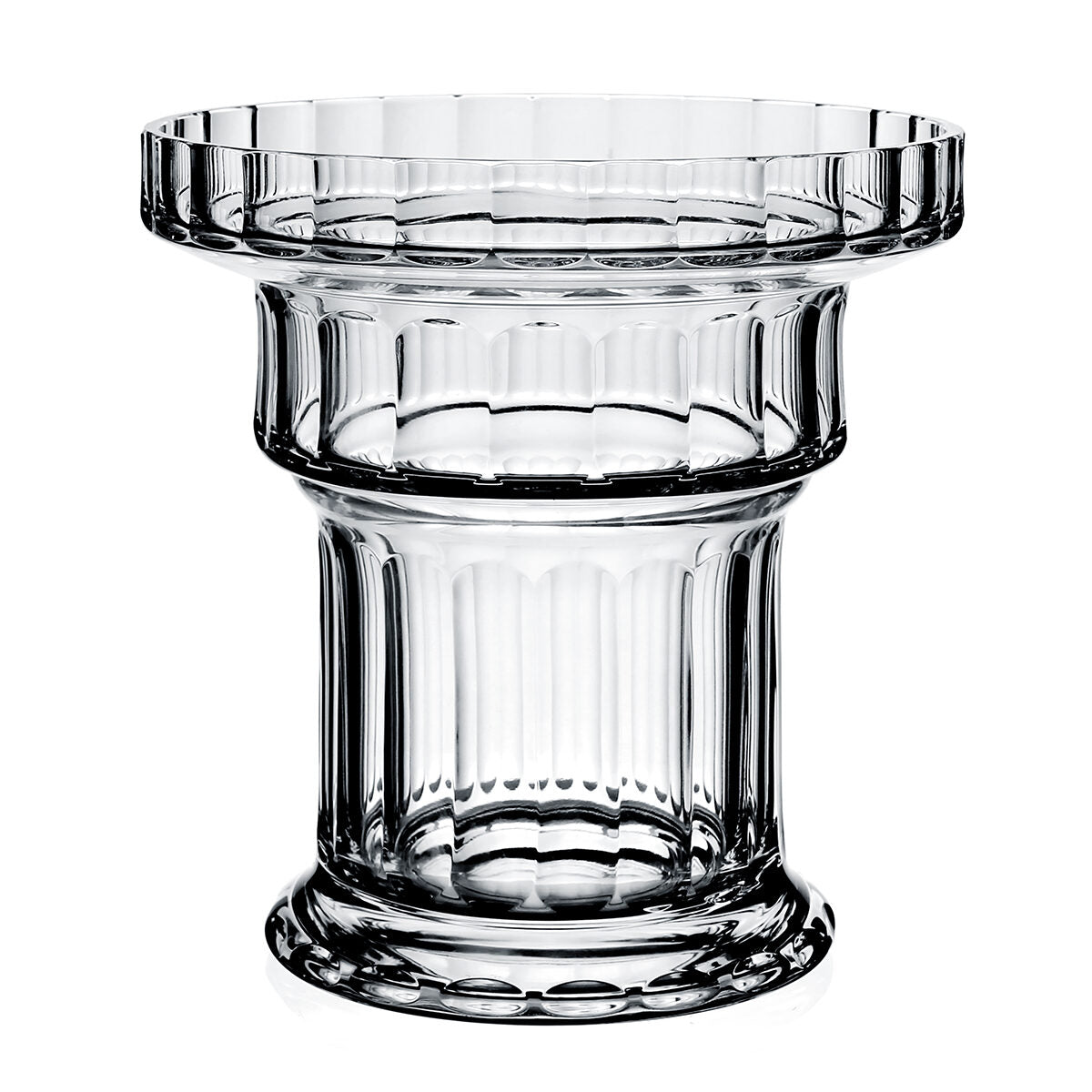 William Yeoward Yolanda Vase 10" / 25.5cm, handmade crystal, on a white background