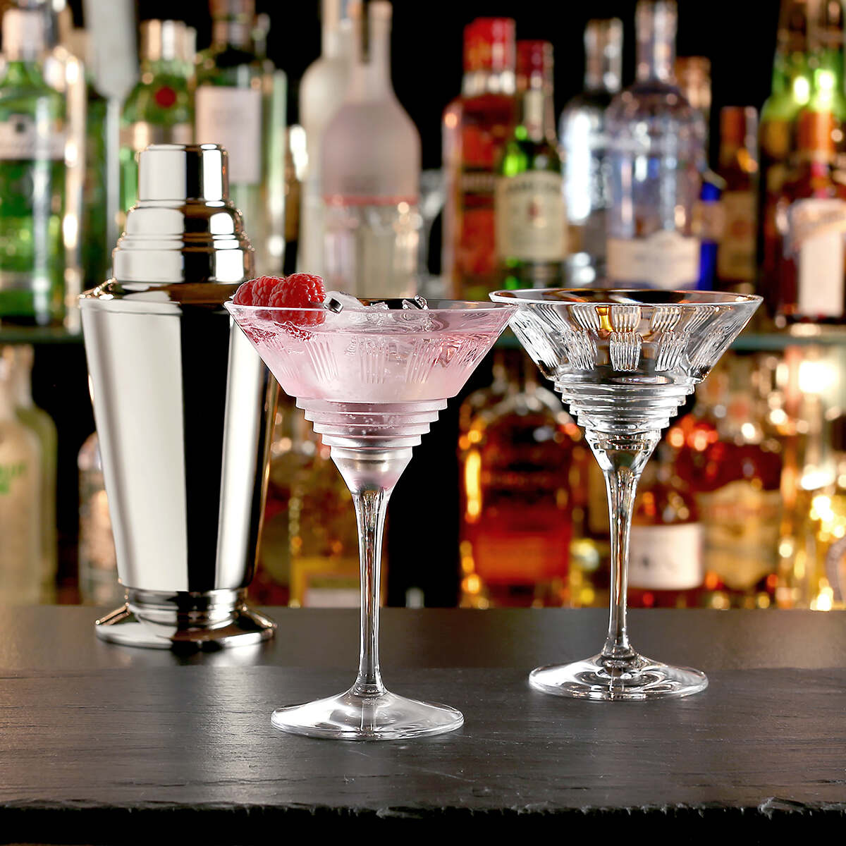 William Yeoward Zelda Martini, handmade crystal, detail view